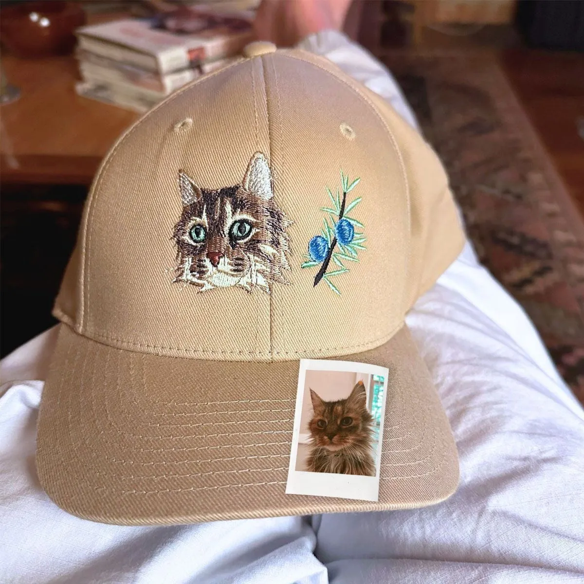 Cat Lover’s Cozy Combo: Sweatshirt & Matching Hat Set