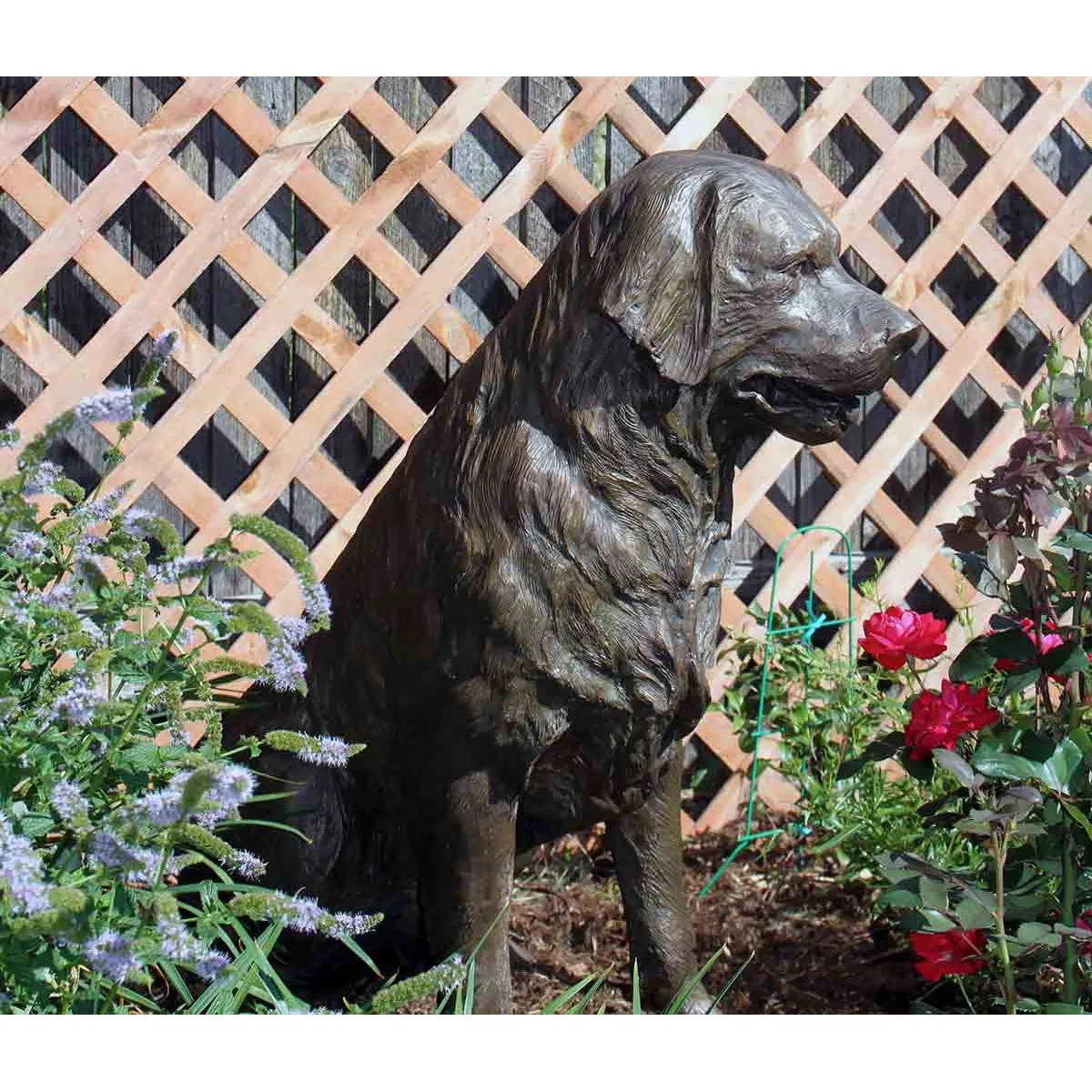 Golden Retriever Statue Sitting