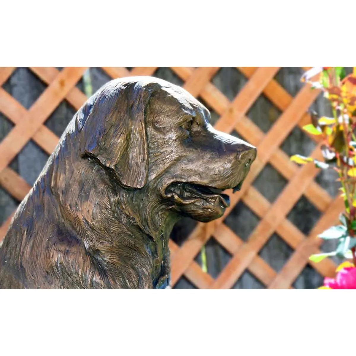 Golden Retriever Statue Sitting