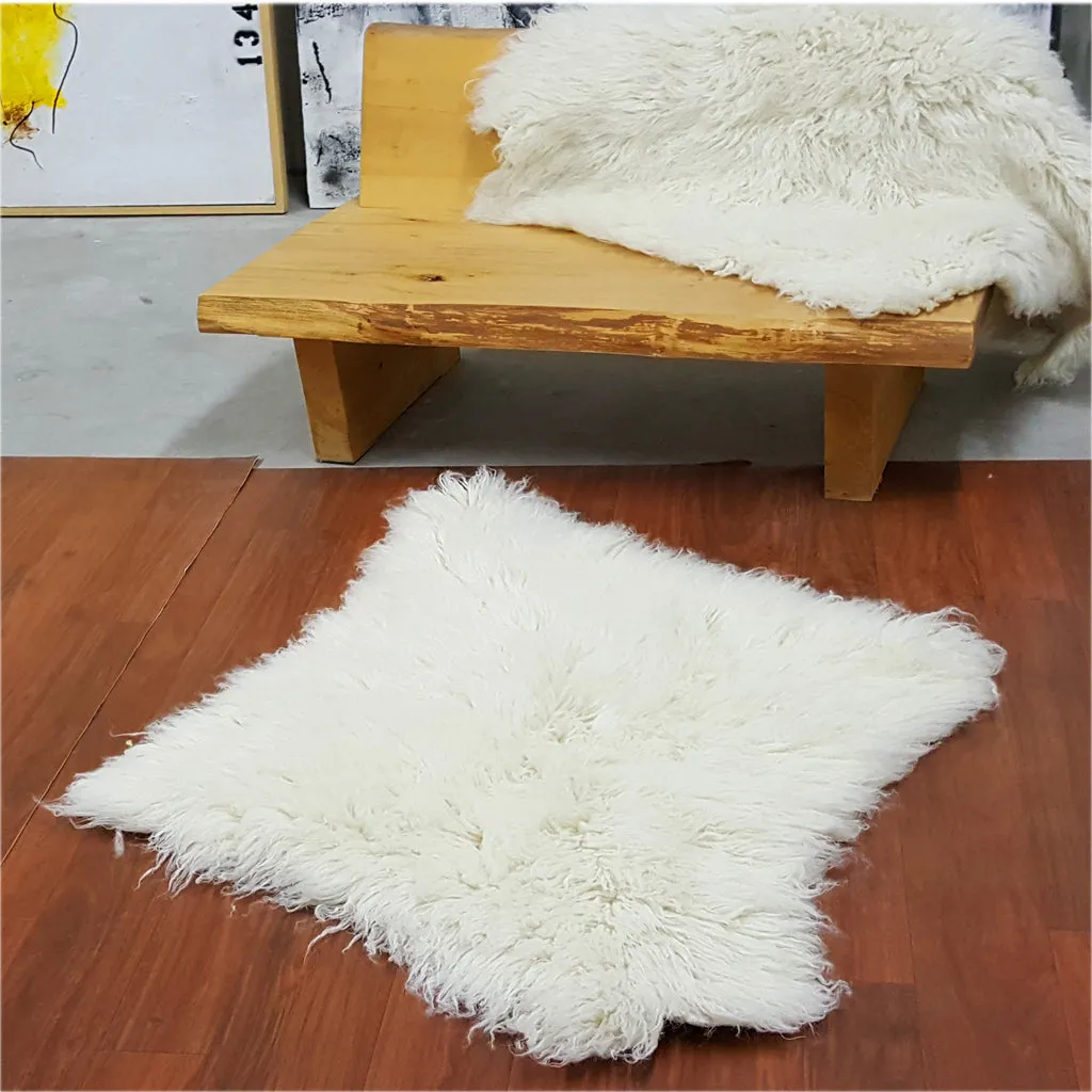 ORGANIC FLOKATI THROW RUG | COZY PET BED