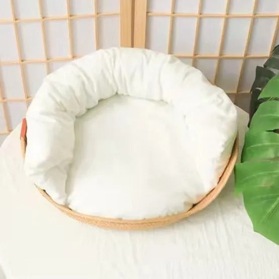 TEEK - Cozy Nest Pet Bed