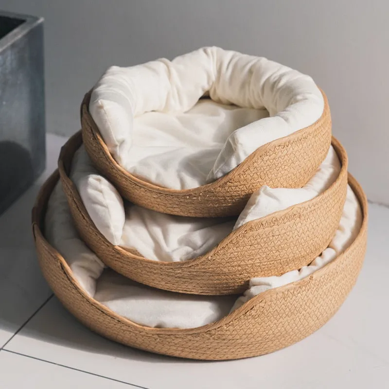 TEEK - Cozy Nest Pet Bed